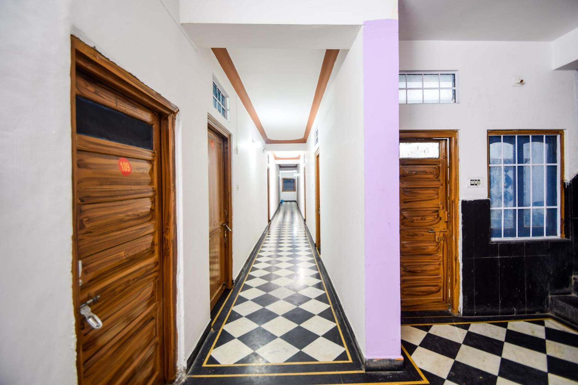 Hotel O Vip Ουνταϊπούρ Εξωτερικό φωτογραφία